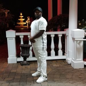 Meet your Posher, Dion